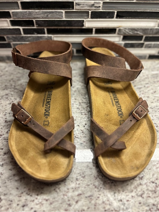 Birkenstock Shoes - Birkenstock Yara Brown Leather Ankle-Strap Sandals women’s size 11(42)